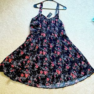Torrid size 1; never worn NWT “ACAS BLKFLRL SL CHLLS TNK” dress.